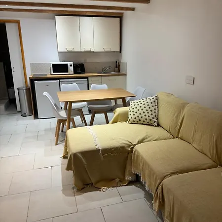 Dependance De Maison Avec Terrasse Privee Bormes-les-Mimosas